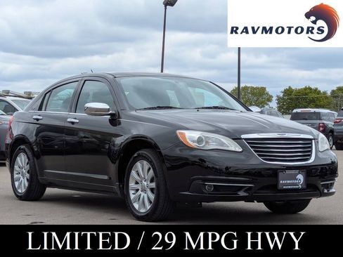 Used 2013 Chrysler 200 Limited FWD image 1