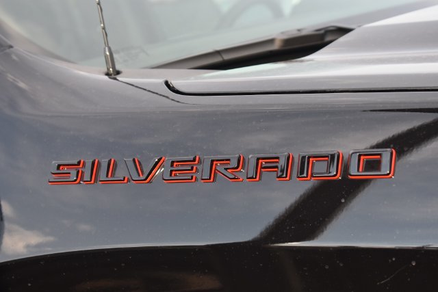 New 2026 Chevrolet Silverado 1500 RST w/ Redline Edition AWD/4WD image 12