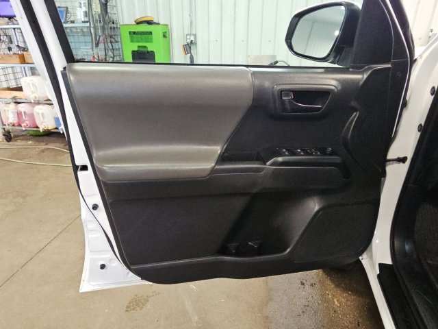 Certified 2023 Toyota Tacoma SR AWD/4WD image 13