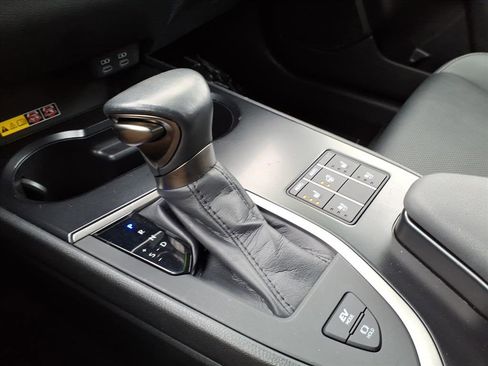 Certified 2023 Lexus UX 250h F Sport image 18