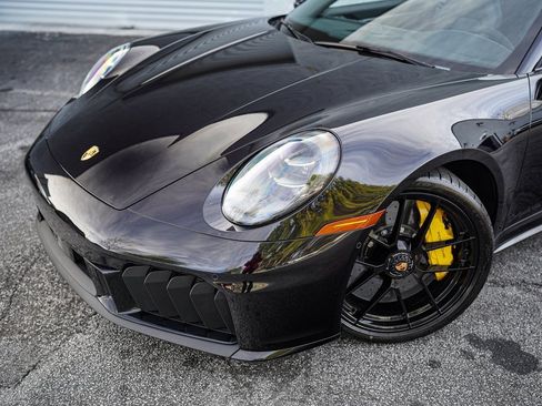 Used 2026 Porsche 911 Targa 4 GTS w/ Premium Package image 2