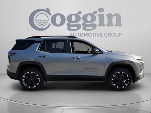 New 2026 Chevrolet Equinox RS w/ Convenience Package III FWD image 6