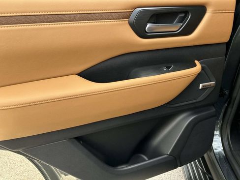 New 2026 Nissan Armada SL w/ Captain's Chari Seat Package AWD/4WD image 20