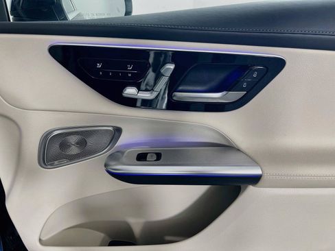 Certified 2023 Mercedes-Benz GLC 300 4MATIC image 30
