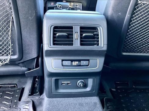 Used 2022 Audi SQ5 Premium image 33