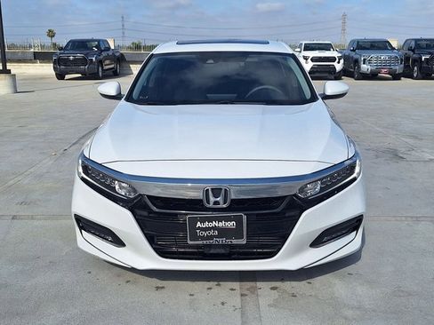 Used 2020 Honda Accord EX image 2