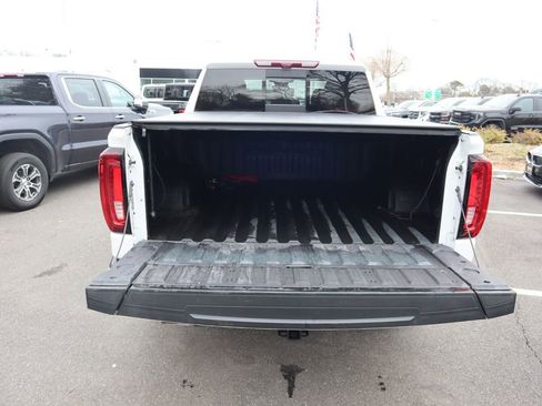 Used 2024 GMC Sierra 1500 Denali w/ Technology Package AWD/4WD image 5