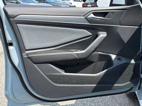 New 2026 Volkswagen Jetta SE FWD image 21