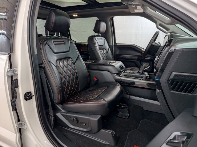 Used 2019 Ford F150 Lariat w/ Equipment Group 502A Luxury AWD/4WD image 29