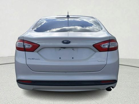 Used 2014 Ford Fusion SE w/ Equipment Group 202A FWD image 5