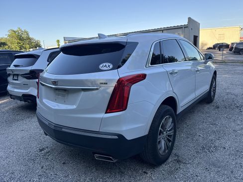 Used 2019 Cadillac XT5 Luxury AWD/4WD image 3