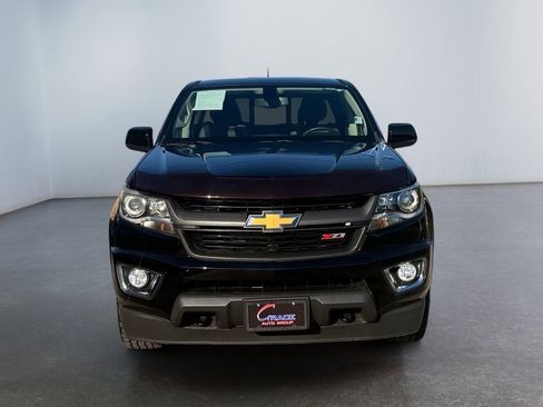Used 2018 Chevrolet Colorado Z71 AWD/4WD image 2