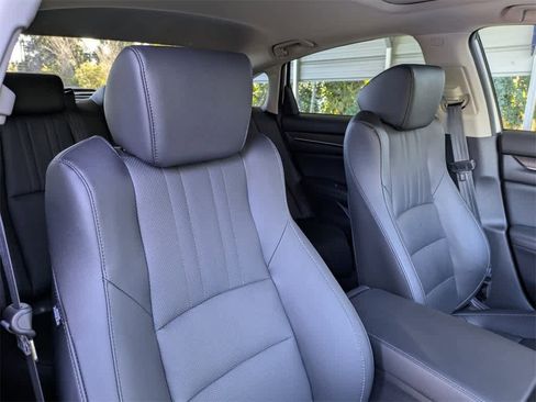Used 2019 Honda Accord EX-L image 6
