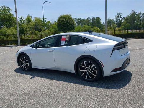 New 2026 Toyota Prius Plug-In Hybrid image 6