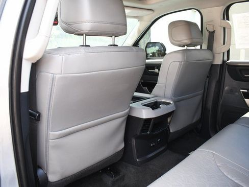 Used 2024 Toyota Tundra Limited AWD/4WD image 22