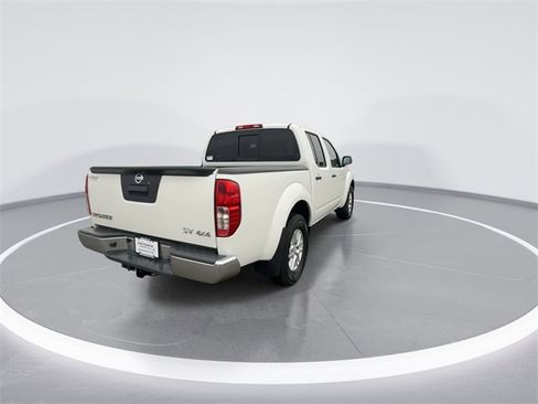 Used 2019 Nissan Frontier SV image 8