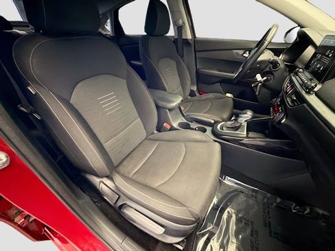 Used 2019 Kia Forte S image 15