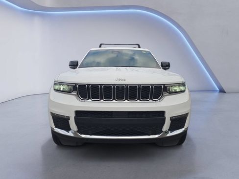 Used 2024 Jeep Grand Cherokee L Limited w/ Luxury Tech Group II AWD/4WD image 9