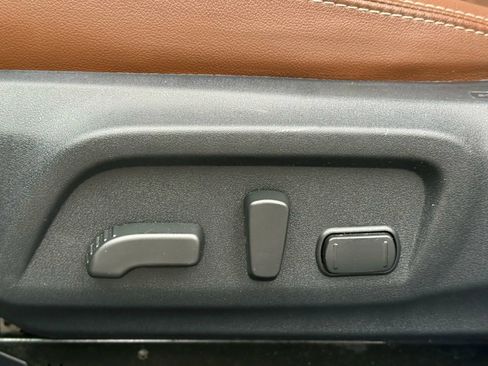 Used 2018 Subaru Outback 3.6R Touring w/ Popular Package #3 image 52