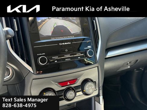 Used 2024 Subaru Forester Premium image 9