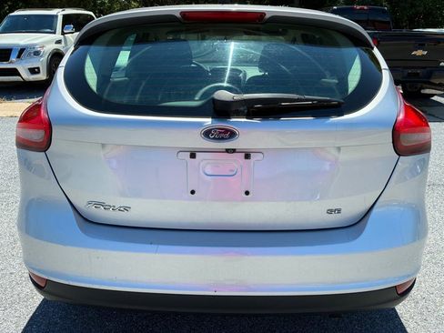 Used 2017 Ford Focus SE image 5