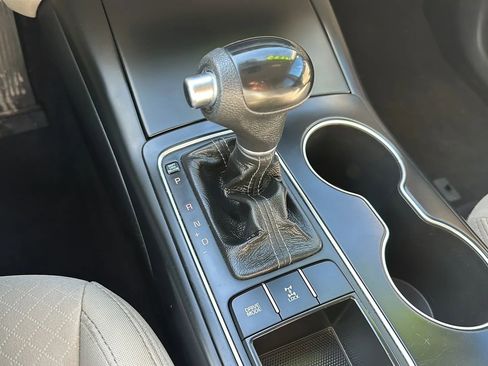 Used 2016 Kia Sorento LX AWD/4WD image 18