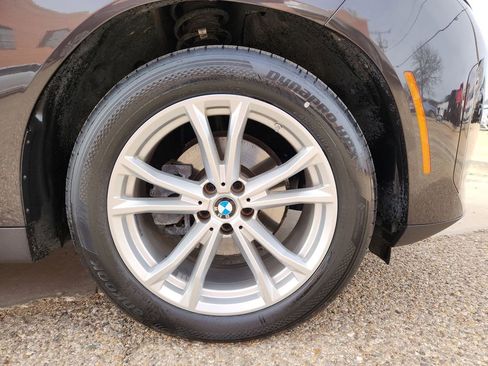 Used 2025 BMW X3 xDrive30i AWD/4WD image 11