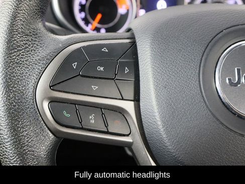 Used 2021 Jeep Cherokee Latitude image 8