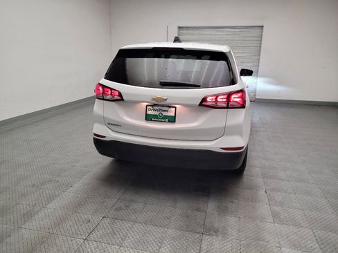 Used 2022 Chevrolet Equinox LS FWD image 7