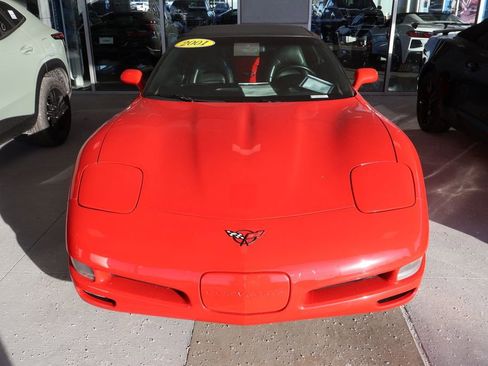 Used 2001 Chevrolet Corvette Base w/ Preferred Equipment Group2 image 2