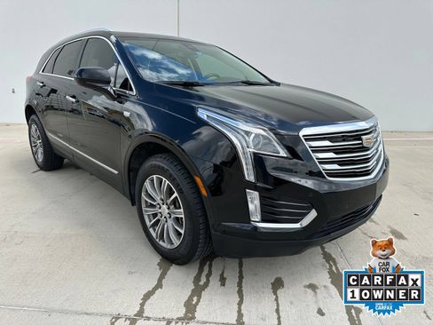 Used 2019 Cadillac XT5 Luxury FWD image 1