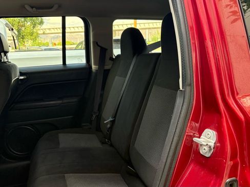 Used 2017 Jeep Patriot Sport w/ Power Value Group AWD/4WD image 28