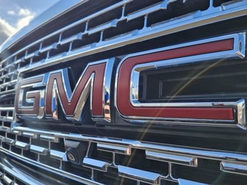 Used 2021 GMC Sierra 2500 Denali w/ Denali Ultimate Package image 5