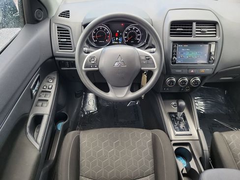 Used 2023 Mitsubishi Outlander Sport ES image 13