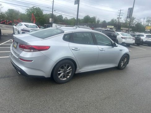 Used 2019 Kia Optima LX FWD image 5