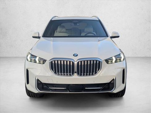 New 2026 BMW X5 xDrive40i w/ Climate Comfort Package image 6