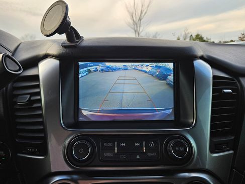 Used 2020 Chevrolet Suburban Premier w/ Max Trailering Package image 32