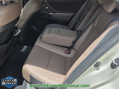 Used 2023 Lexus ES 350 w/ Accessory Package (Z2) FWD image 11