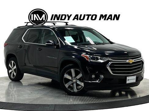 Used 2019 Chevrolet Traverse LT w/ LT Premium Package AWD/4WD image 2