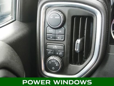 Used 2021 Chevrolet Silverado 1500 LT image 22