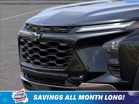 New 2026 Chevrolet Trax ACTIV w/ Sunroof Package FWD image 13