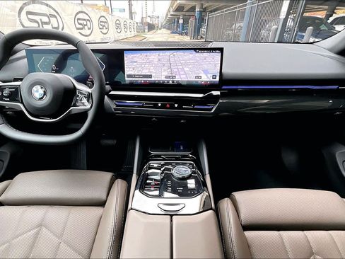 Used 2026 BMW 530i image 15