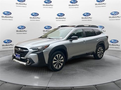 New 2025 Subaru Outback Limited image 8