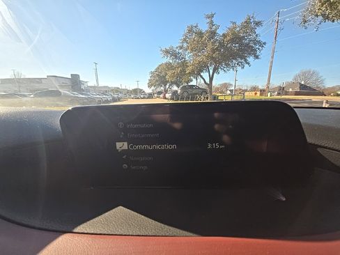 Used 2022 MAZDA MAZDA3 s image 17