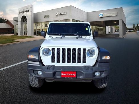 Used 2024 Jeep Wrangler Sport S image 2