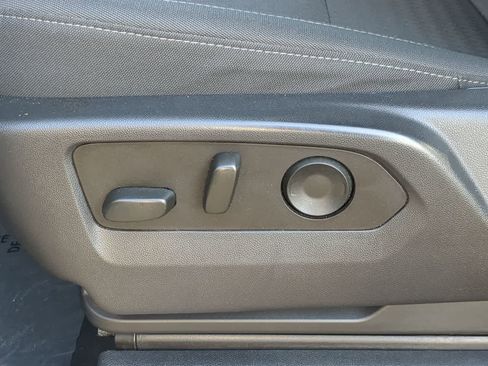 Used 2022 Chevrolet Silverado 1500 RST image 18