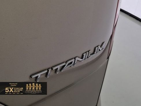 Used 2015 Ford Transit Connect Titanium image 36