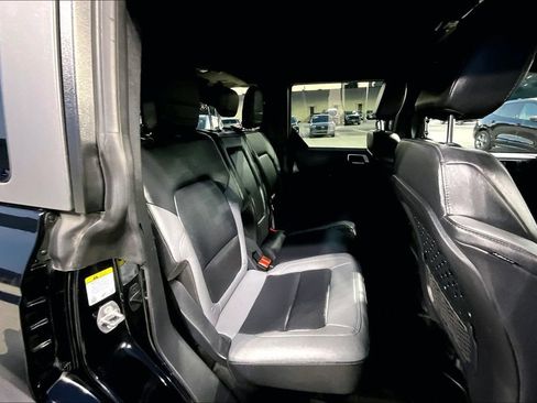 Used 2024 Ford Bronco Big Bend w/ Sasquatch Package AWD/4WD image 25