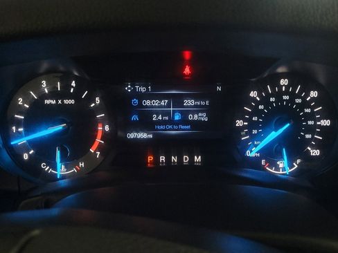 Used 2016 Ford Expedition XLT AWD/4WD image 23