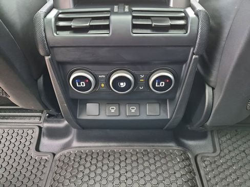 Used 2024 Land Rover Defender 110 Carpathian Edition AWD/4WD image 22